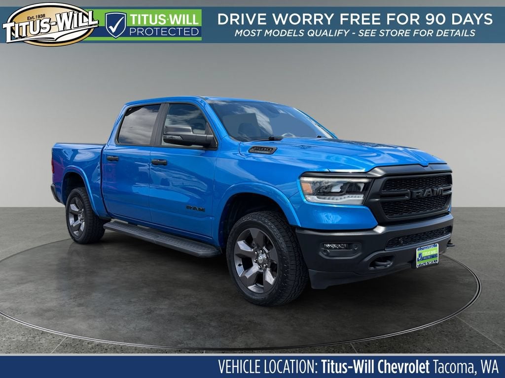 2023 RAM 1500 Big Horn Crew Cab 4x4 5'7" Box in Blue — front three-quarter view