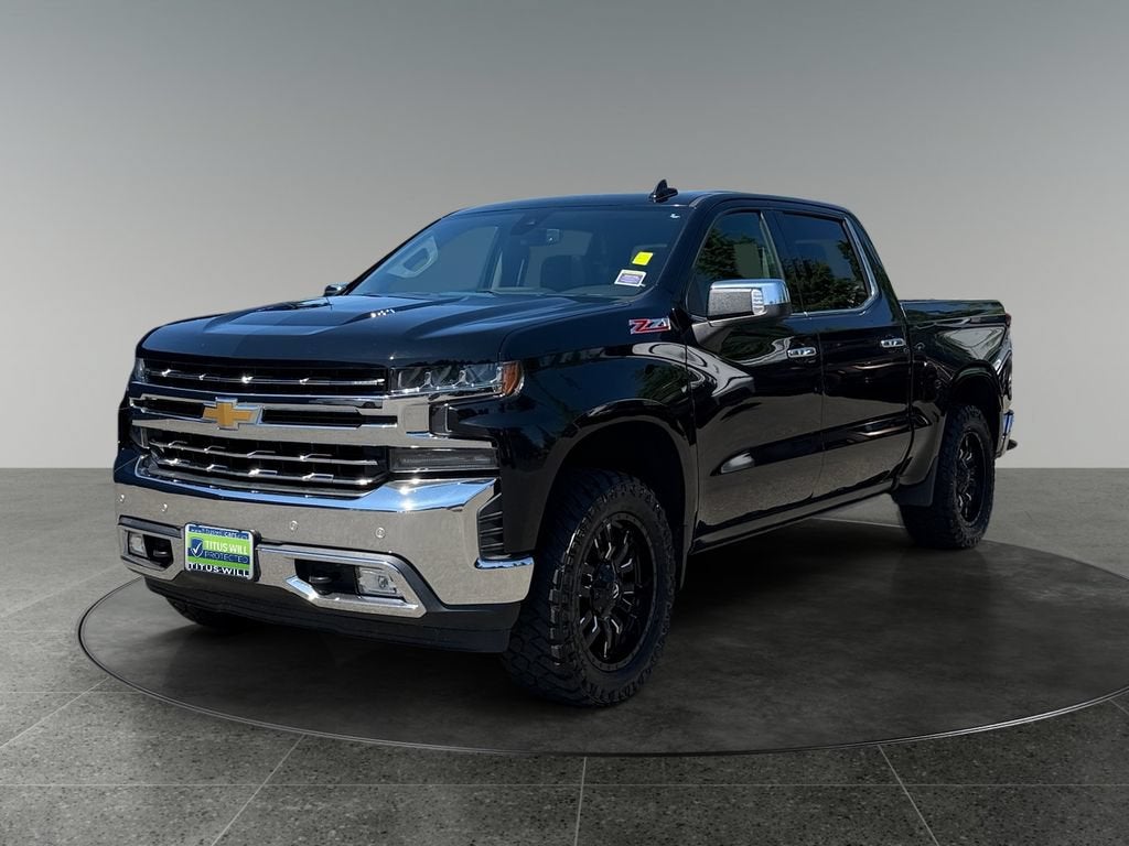 2019 Chevrolet Silverado 1500 — rear three-quarter view
