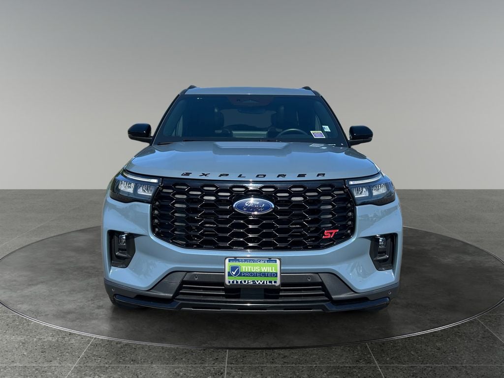 2025 Ford Explorer — side profile view