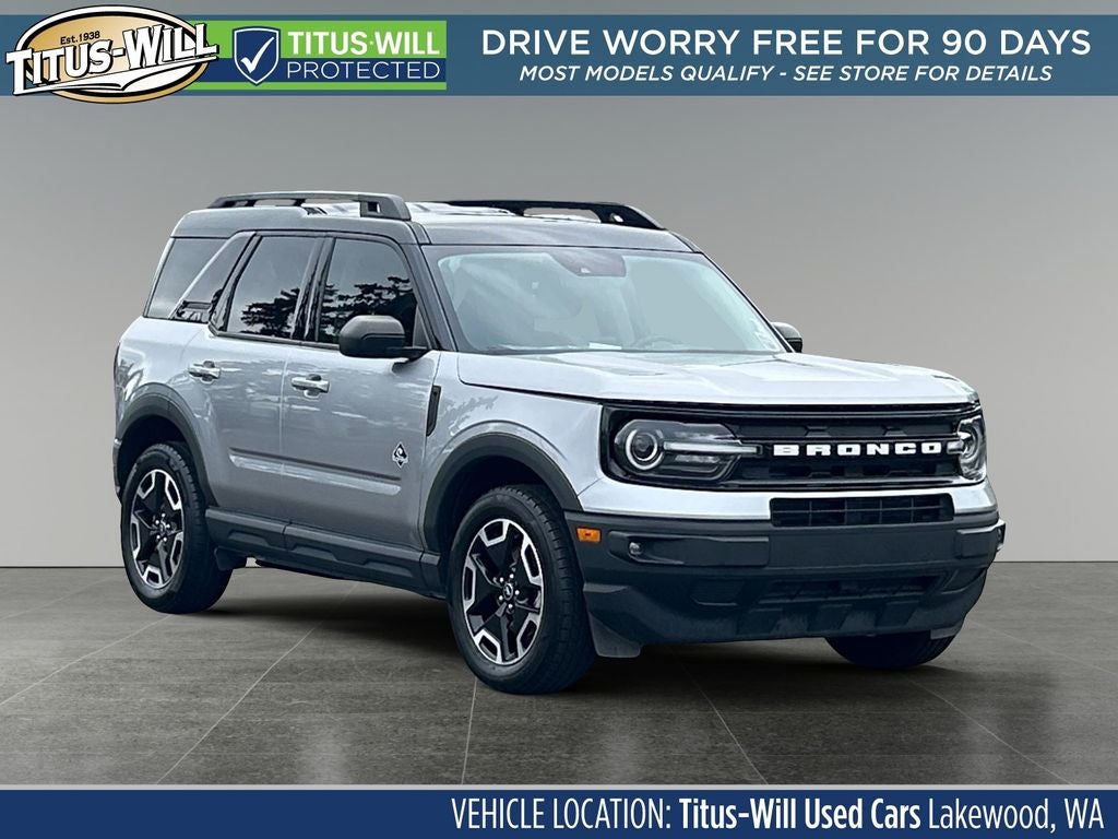 2023 Ford Bronco Sport Outer Banks in Silver Metallic — front three-quarter view