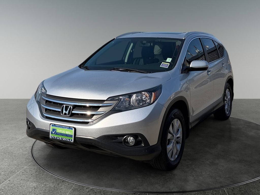 2014 Honda CR-V — rear three-quarter view